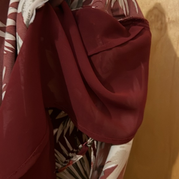 Dynamite Women’s Tank Top Blouse Cami Shirt Floral Sz US S - Picture 5 of 5